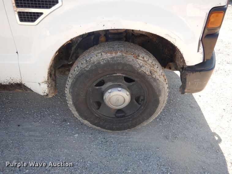 image for item DF3157 2009 Ford F250 Super Duty XL  pickup truck