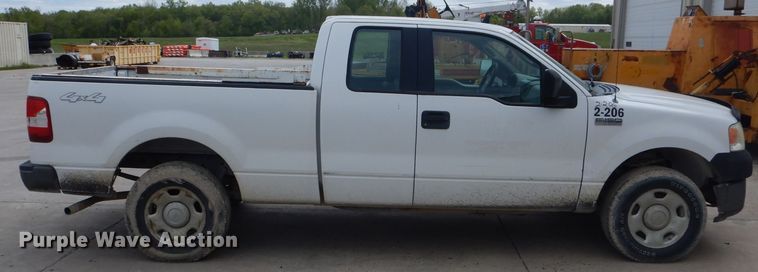 image for item DF3160 2006 Ford F150 XL  SuperCab pickup truck