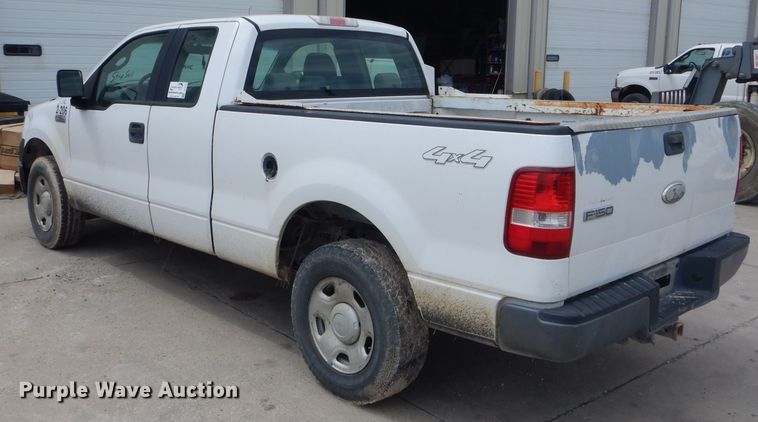 image for item DF3160 2006 Ford F150 XL  SuperCab pickup truck