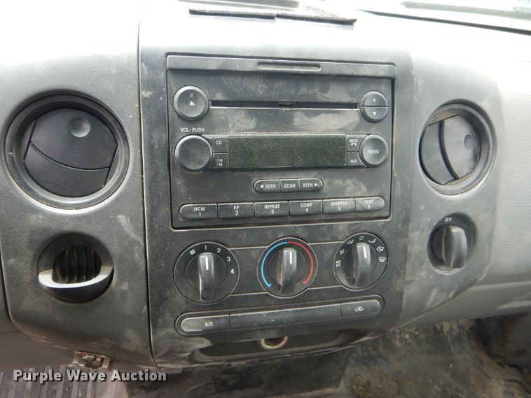 image for item DF3160 2006 Ford F150 XL  SuperCab pickup truck