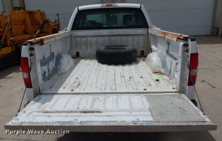 image for item DF3160 2006 Ford F150 XL  SuperCab pickup truck
