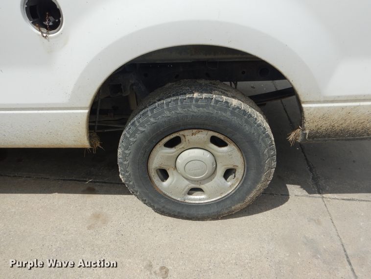 image for item DF3160 2006 Ford F150 XL  SuperCab pickup truck