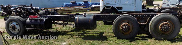 image for item DG2575 International 4700 truck chassis