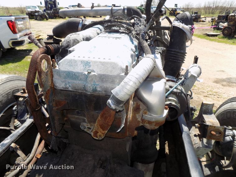 image for item DG2575 International 4700 truck chassis