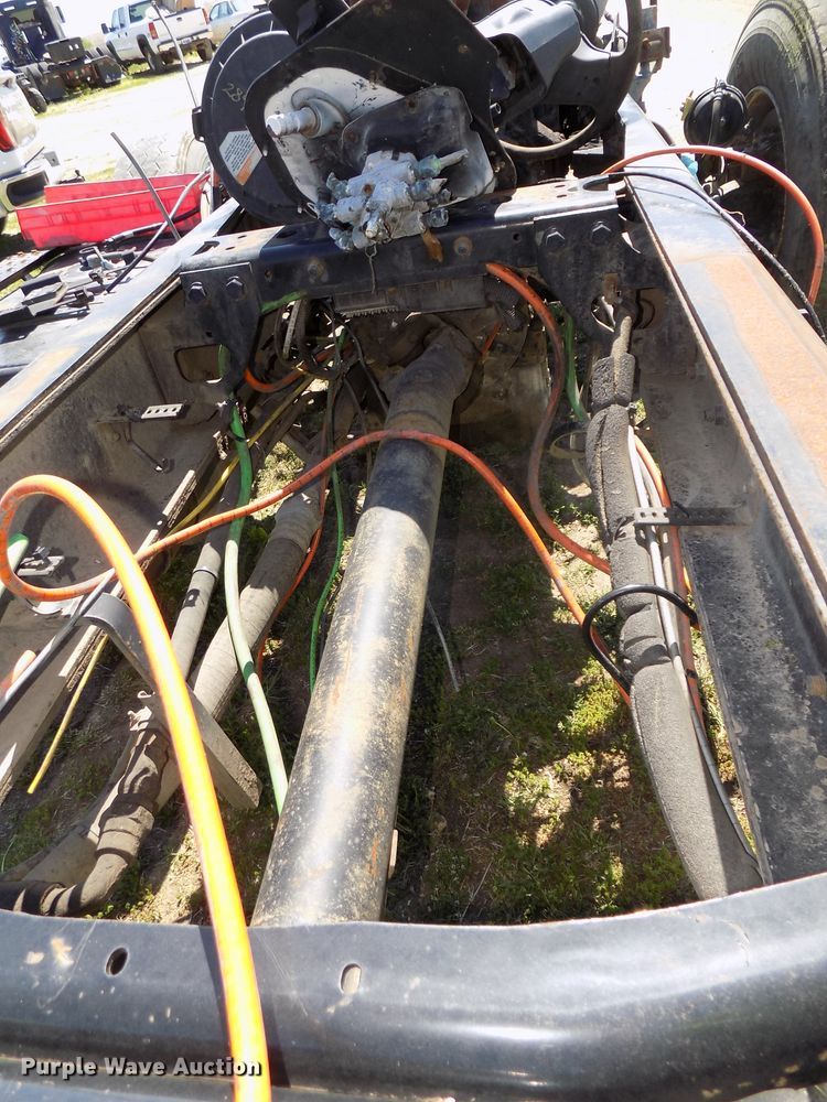 image for item DG2575 International 4700 truck chassis