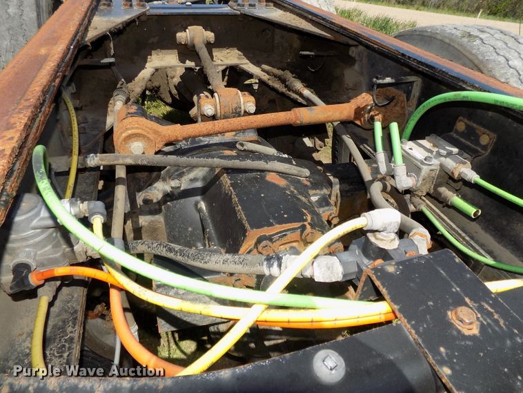 image for item DG2575 International 4700 truck chassis