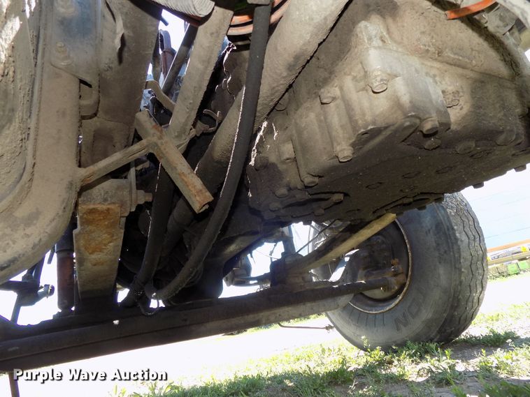 image for item DG2575 International 4700 truck chassis