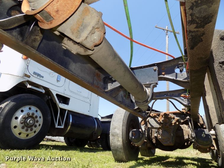 image for item DG2575 International 4700 truck chassis