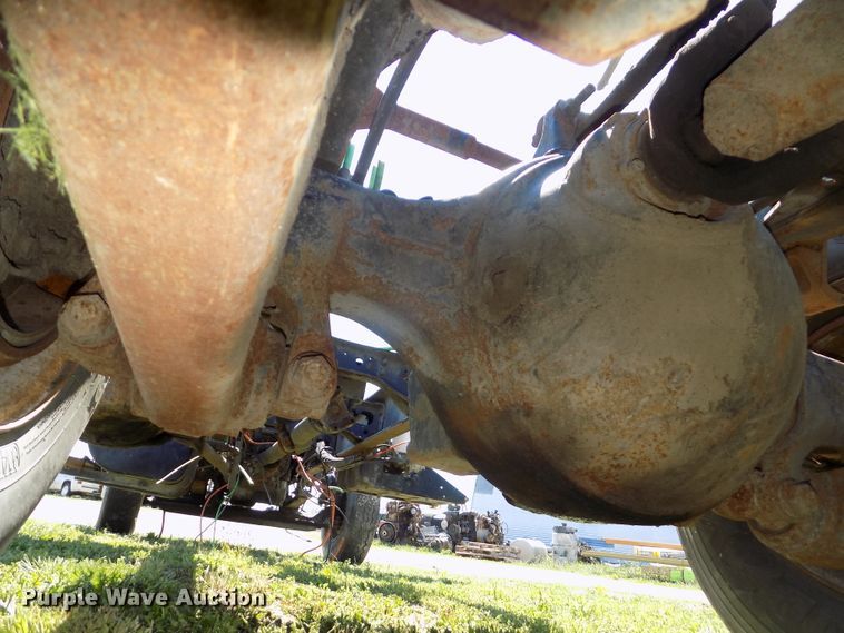 image for item DG2575 International 4700 truck chassis