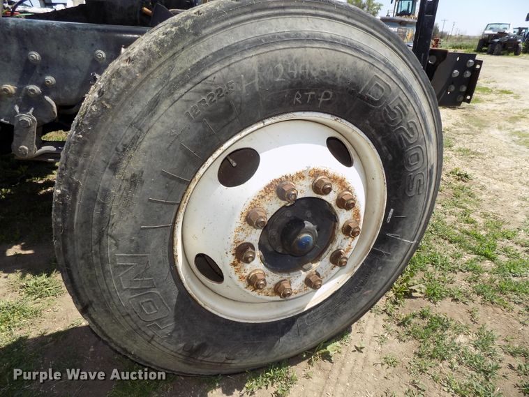 image for item DG2575 International 4700 truck chassis