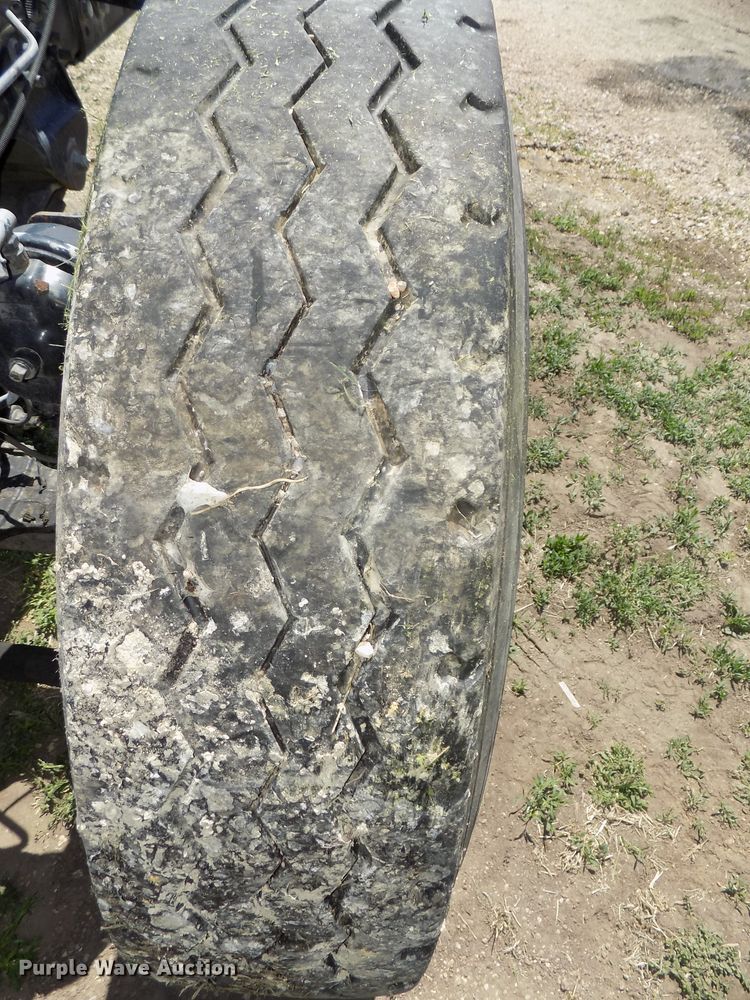 image for item DG2575 International 4700 truck chassis