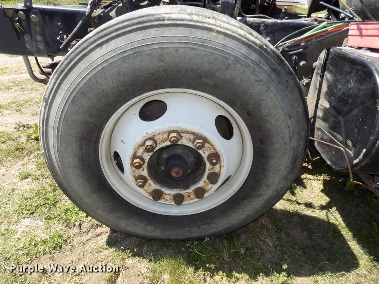 image for item DG2575 International 4700 truck chassis