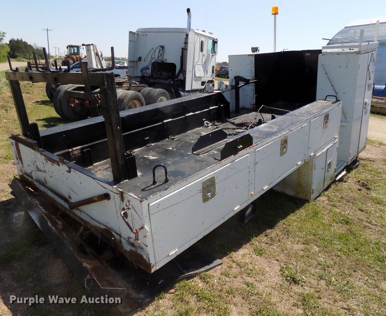 image for item DG2577 Utility bed