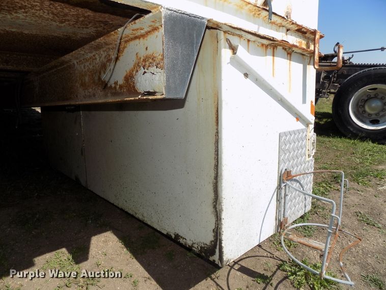 image for item DG2577 Utility bed