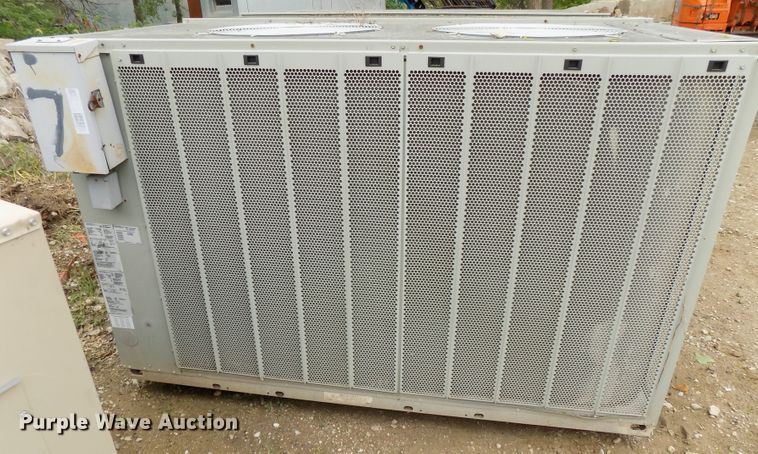 image for item DG2585 2005 Trane YCD241C4LGCA roof top air conditioner