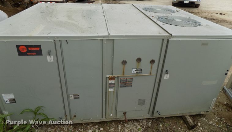image for item DG2585 2005 Trane YCD241C4LGCA roof top air conditioner