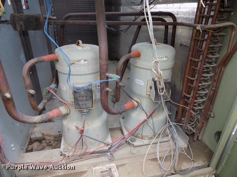 image for item DG2585 2005 Trane YCD241C4LGCA roof top air conditioner