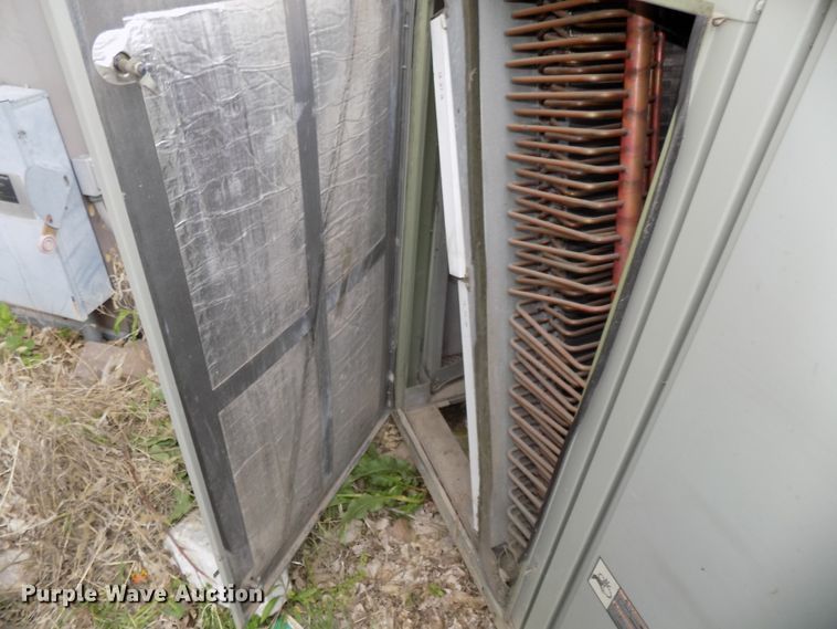 image for item DG2585 2005 Trane YCD241C4LGCA roof top air conditioner