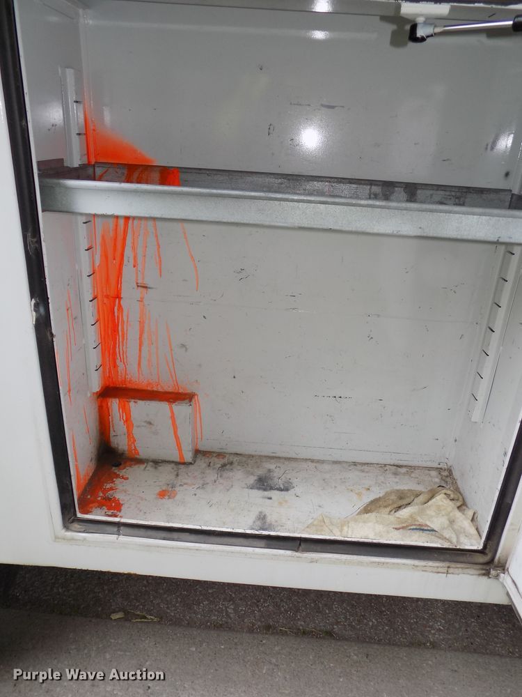 image for item DG2589 2003 Ford F250 Super Duty  utility bed pickup truck