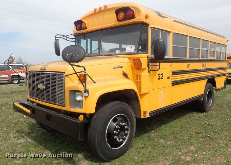 image for item DG3050 2003 Blue Bird B7 school bus