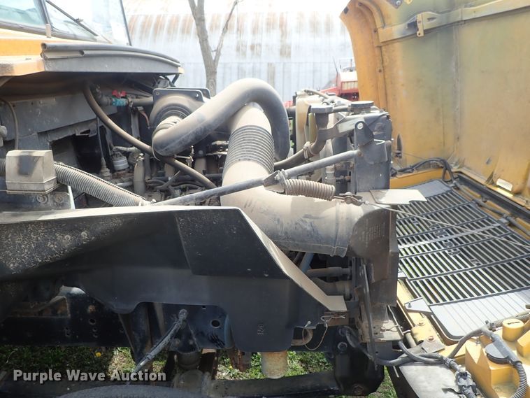 image for item DG3050 2003 Blue Bird B7 school bus