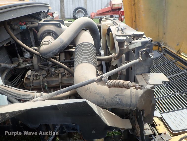 image for item DG3050 2003 Blue Bird B7 school bus