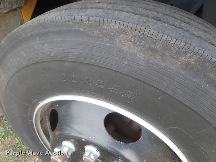 image for item DG3050 2003 Blue Bird B7 school bus