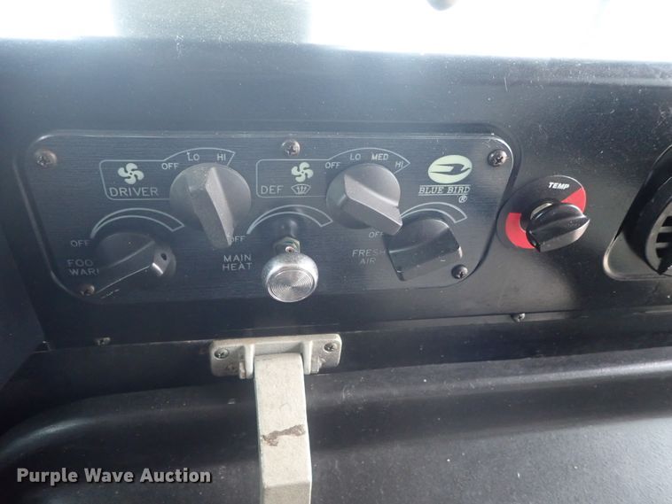 image for item DG3199 2000 Blue Bird TC2000 school bus