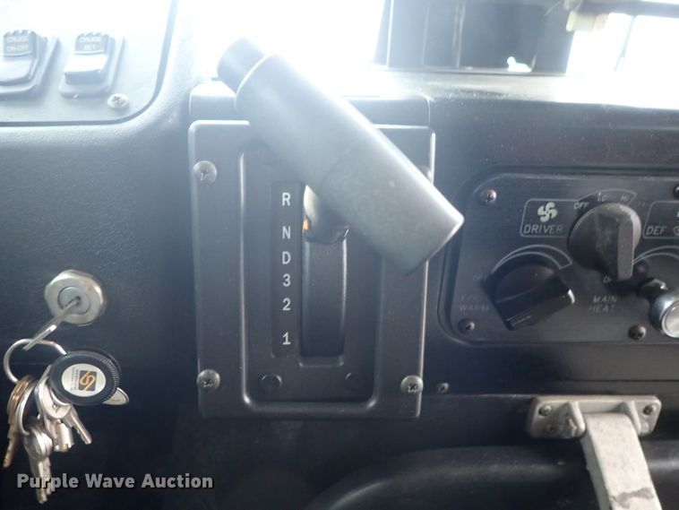 image for item DG3199 2000 Blue Bird TC2000 school bus