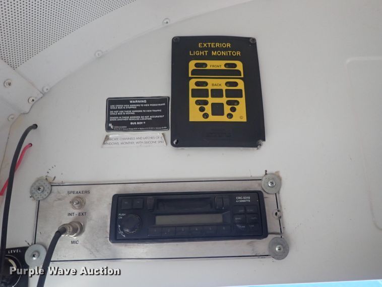 image for item DG3199 2000 Blue Bird TC2000 school bus