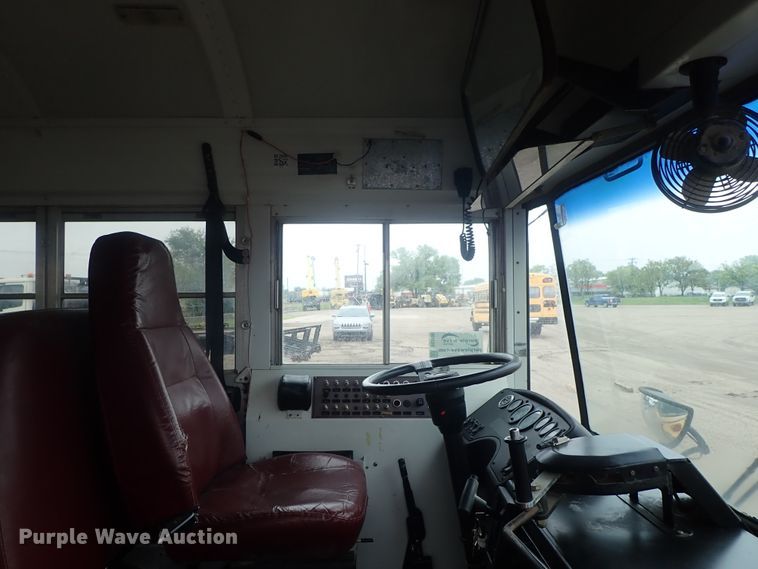 image for item DG3199 2000 Blue Bird TC2000 school bus