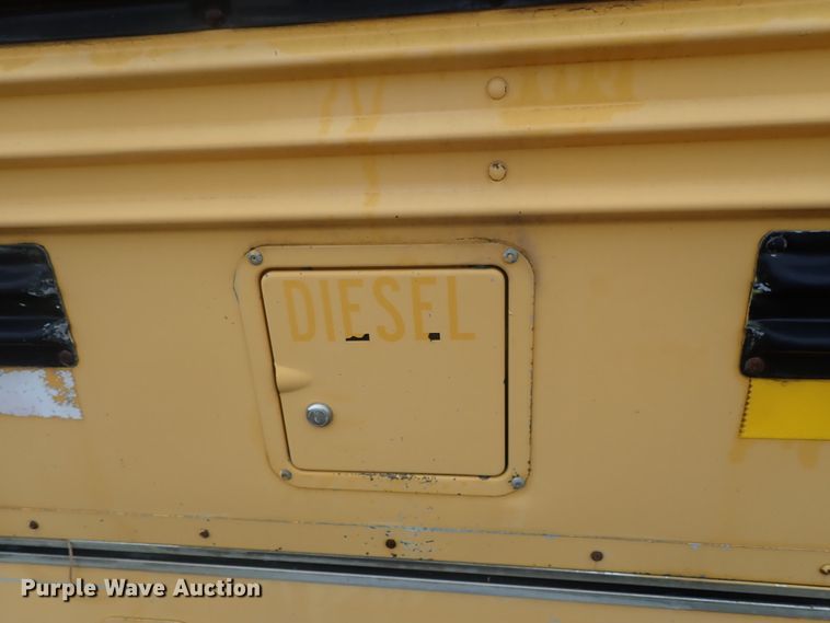 image for item DG3199 2000 Blue Bird TC2000 school bus