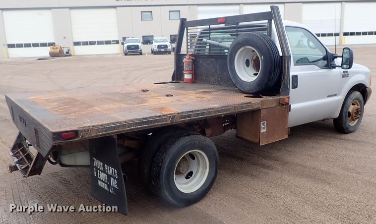 image for item DG3200 2000 Ford F350 Super Duty  flatbed pickup truck