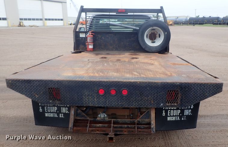 image for item DG3200 2000 Ford F350 Super Duty  flatbed pickup truck