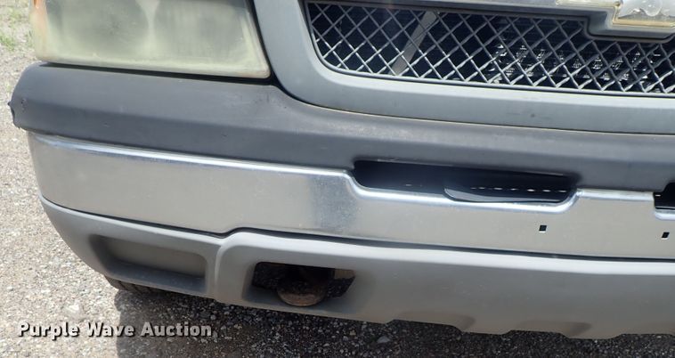 image for item DG3230 2003 Chevrolet Silverado 2500  pickup truck