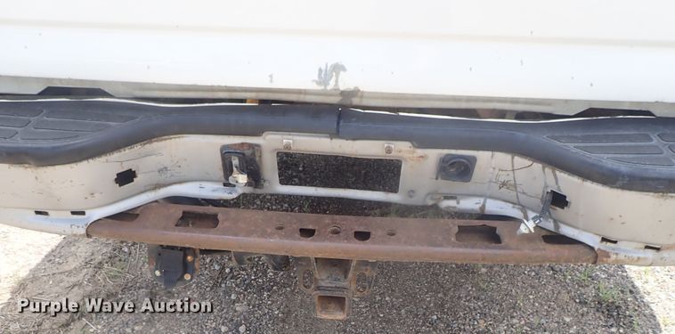 image for item DG3230 2003 Chevrolet Silverado 2500  pickup truck