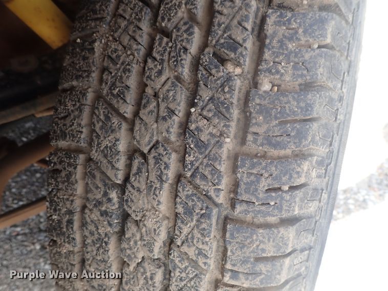 image for item DG3230 2003 Chevrolet Silverado 2500  pickup truck