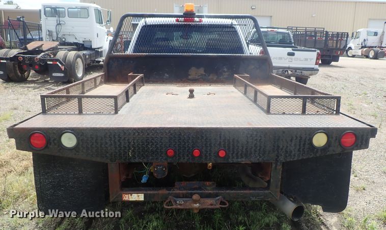 image for item DG3231 2009 Chevrolet Silverado 3500HD  Crew Cab flatbed pickup truck