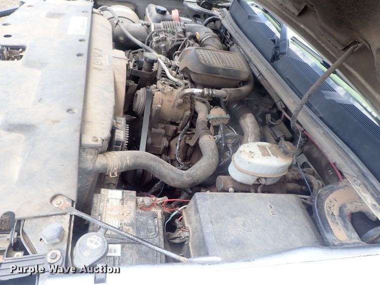 image for item DG3231 2009 Chevrolet Silverado 3500HD  Crew Cab flatbed pickup truck