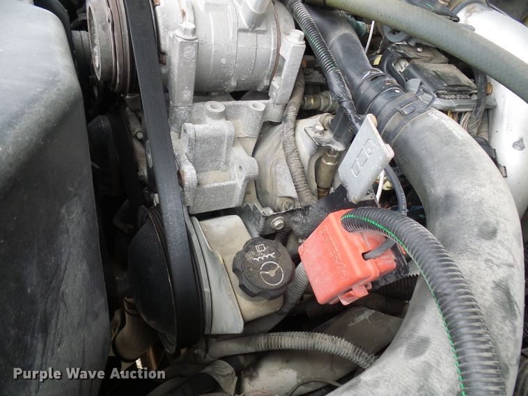 image for item DG5686 2004 Chevrolet Silverado 2500HD  Ext. Cab pickup truck