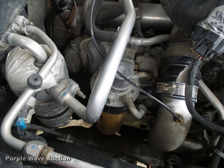 image for item DG5686 2004 Chevrolet Silverado 2500HD  Ext. Cab pickup truck