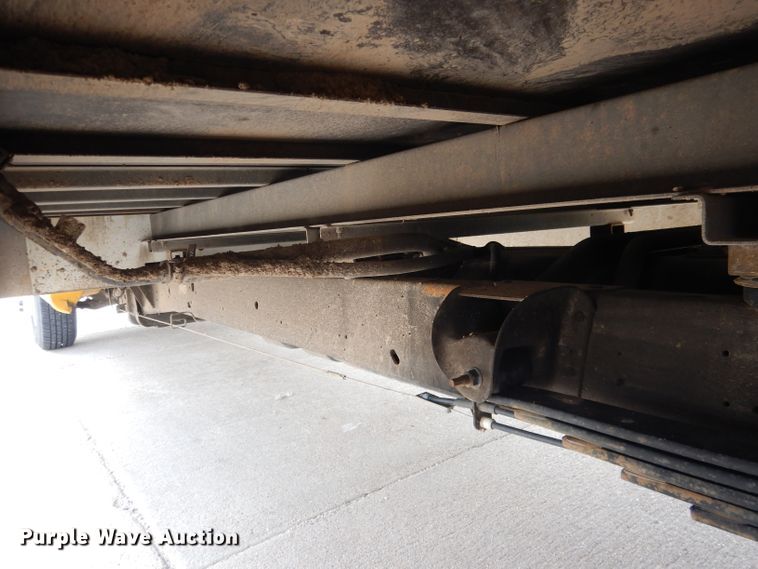 image for item DG5941 2016 GMC Savana box truck