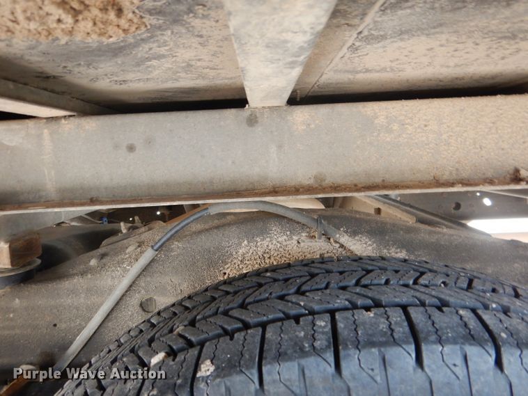 image for item DG5941 2016 GMC Savana box truck