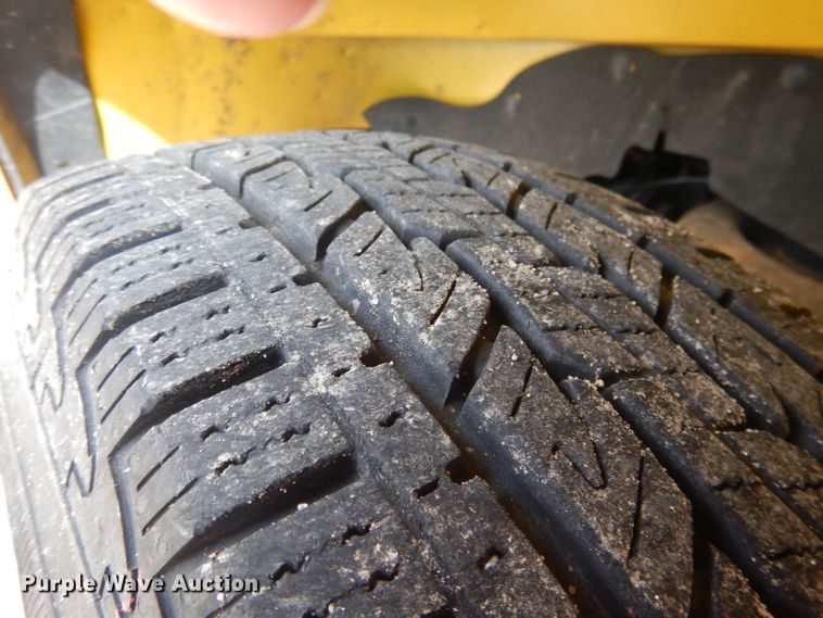 image for item DG5941 2016 GMC Savana box truck