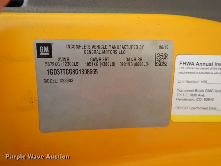 image for item DG5941 2016 GMC Savana box truck