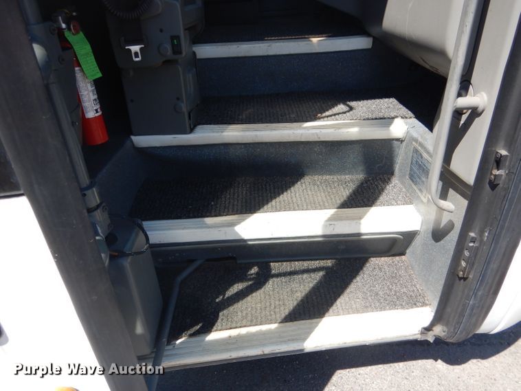 image for item DG5968 2001 Van Hool T2145 coach bus