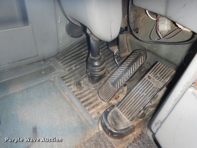 image for item DG5968 2001 Van Hool T2145 coach bus