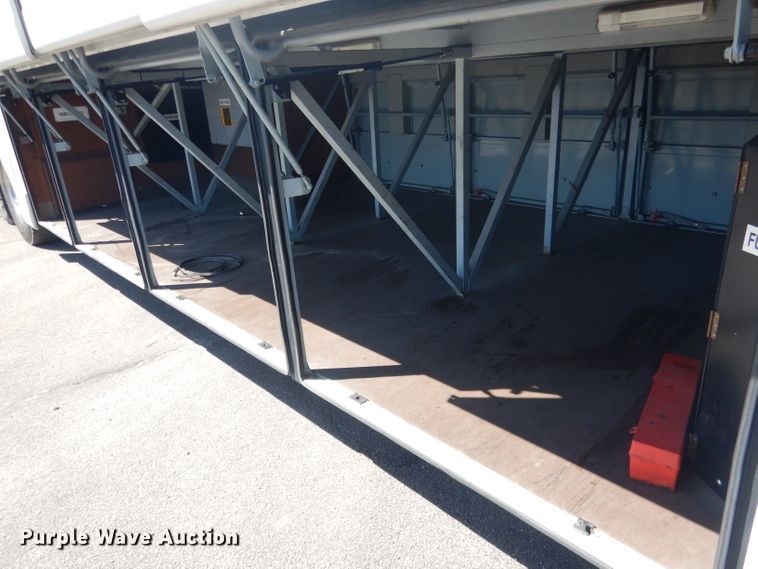 image for item DG5968 2001 Van Hool T2145 coach bus