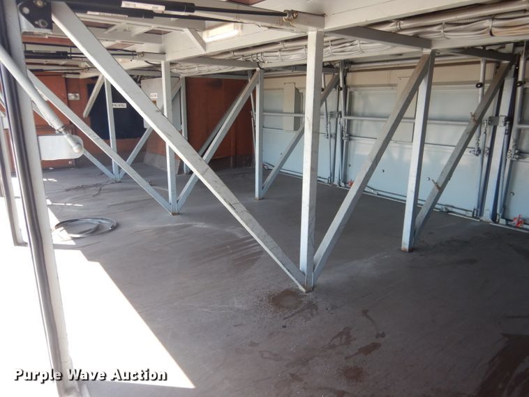 image for item DG5968 2001 Van Hool T2145 coach bus