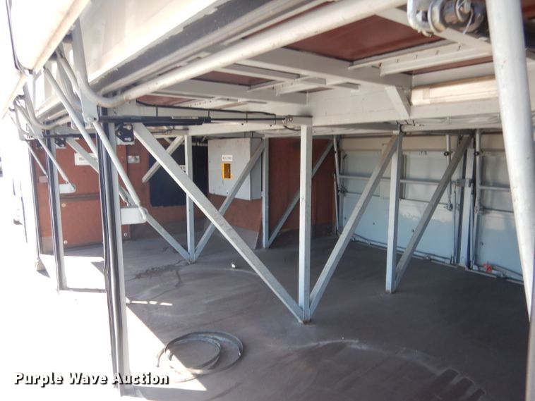 image for item DG5968 2001 Van Hool T2145 coach bus